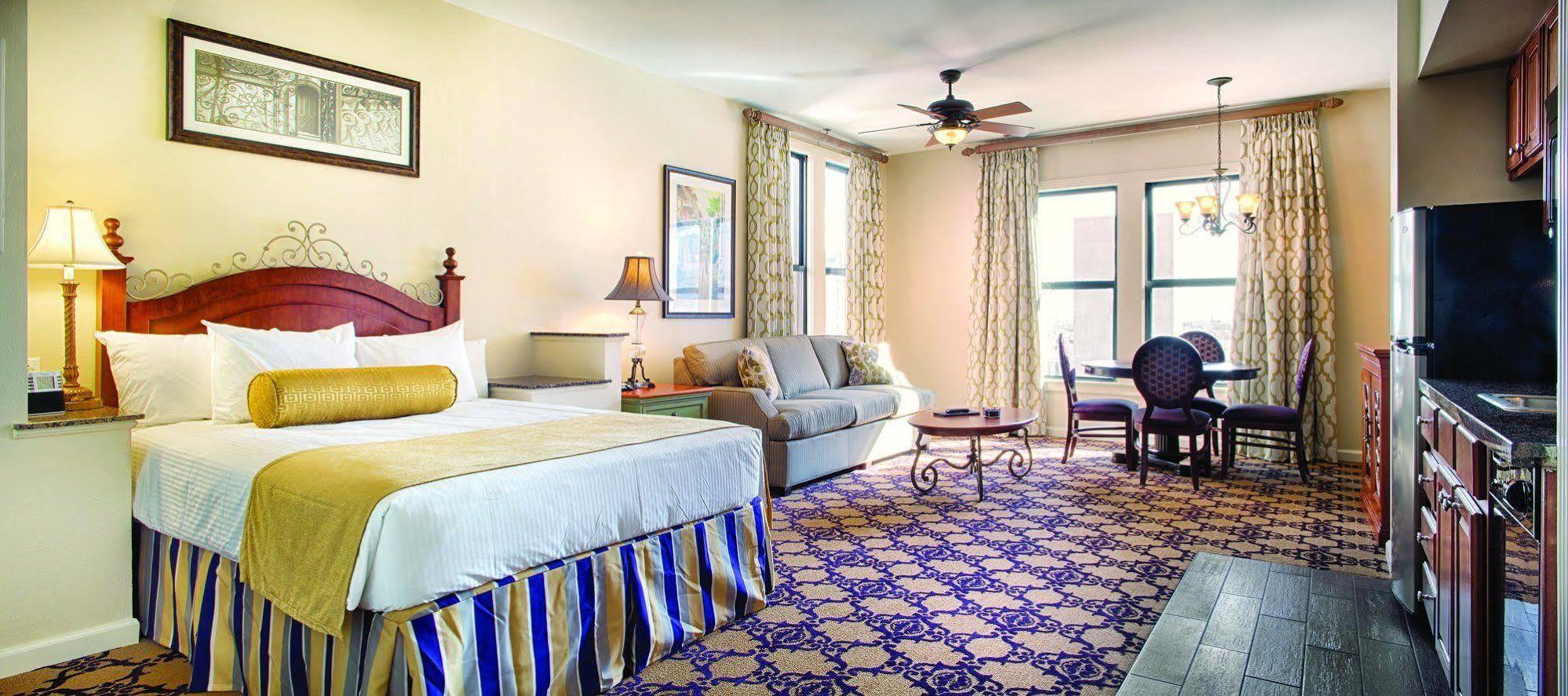Hotel Wyndham Vr La Belle Maison 3*